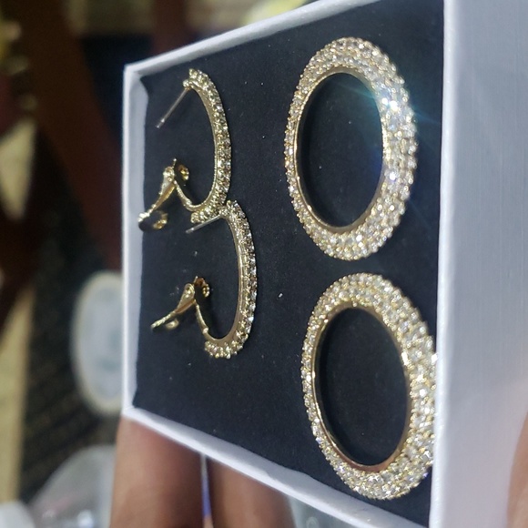 2 in 1 Earings - Picture 7 of 9